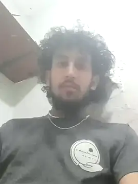 Snapshot of vrghot69 chatting on 13, 2, 2026 vrghot69 online show from 13, 2, 2026