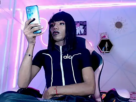 Snapshot of Violeta_R_ chatting on 22, 2, 2026 Violeta R online show from 22, 2, 2026