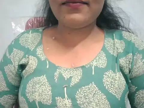Snapshot of Rathi-priyaa chatting on 12, 6, 2026 Rathi-priyaa online show from 12, 6, 2026