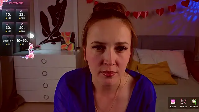 Snapshot of she_wolf chatting on 17, 3, 2026 she wolf online show from 17, 3, 2026