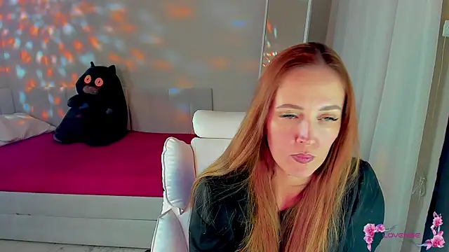 Snapshot of she_wolf chatting on 31, 3, 2026 she wolf online show from 31, 3, 2026