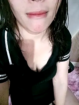 Snapshot of Girl-crazy1 chatting on 18, 2, 2026 Girl-crazy1 online show from 18, 2, 2026