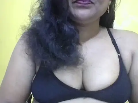 Snapshot of anu-reddyy chatting on 25, 5, 2026 anu-reddyy online show from 25, 5, 2026