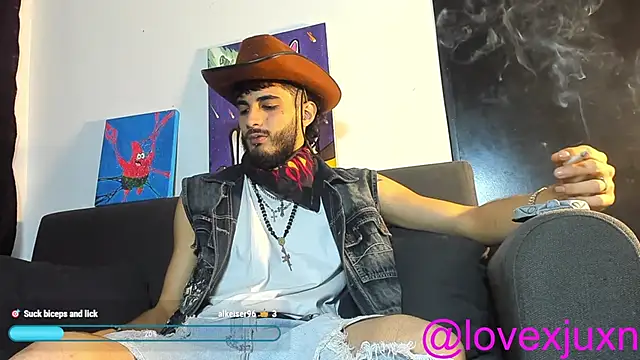 LovexJuxn8 online show from 3, 3, 2026