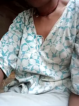 Desi Couple P online show from 15, 5, 2026