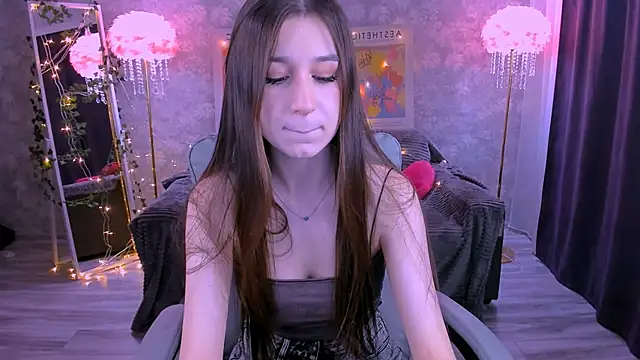 Snapshot of miaharrington chatting on 27, 2, 2026 miaharrington online show from 27, 2, 2026