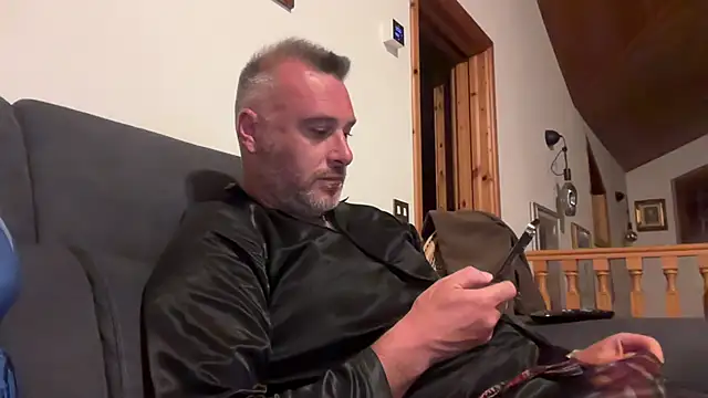 Snapshot of marcovik1 chatting on 28, 4, 2026 marcovik1 online show from 28, 4, 2026