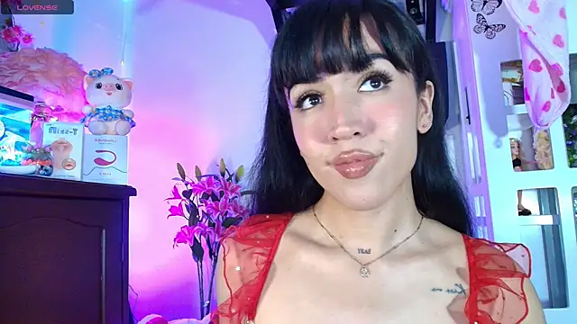 Snapshot of Yiyii chatting on 13, 5, 2026 Yiyii online show from 13, 5, 2026