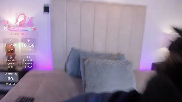 MissMilf  online show from 17, 4, 2026