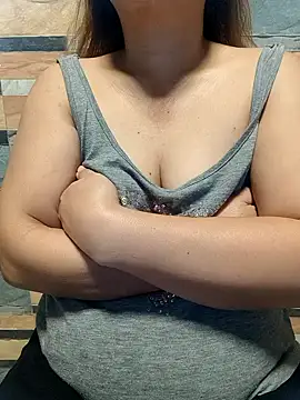 Snapshot of squirtshantal chatting on 14, 11, 2025 squirtshantal online show from 14, 11, 2025