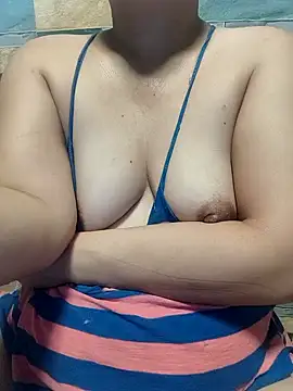 Snapshot of squirtshantal chatting on 17, 11, 2025 squirtshantal online show from 17, 11, 2025