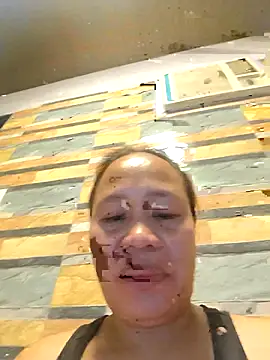 Snapshot of squirtshantal chatting on 24, 11, 2025 squirtshantal online show from 24, 11, 2025