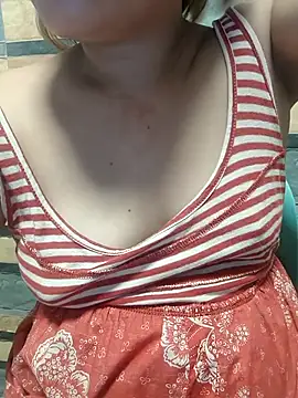 squirtshantal online show from 10, 5, 2026