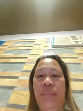 squirtshantal online show from 15, 5, 2026