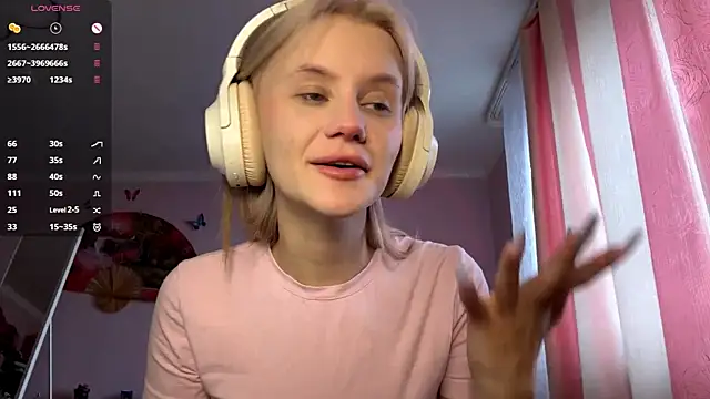 Snapshot of MelissaZaria chatting on 11, 4, 2026 MelissaZaria online show from 11, 4, 2026