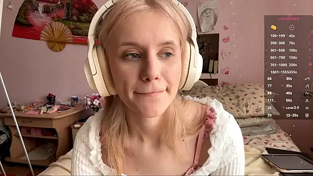 Snapshot of MelissaZaria chatting on 13, 4, 2026 MelissaZaria online show from 13, 4, 2026