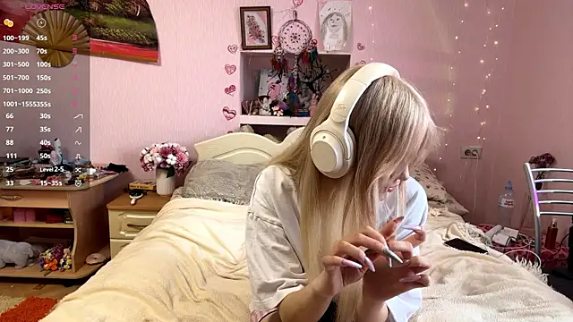 Snapshot of MelissaZaria chatting on 15, 4, 2026 MelissaZaria online show from 15, 4, 2026