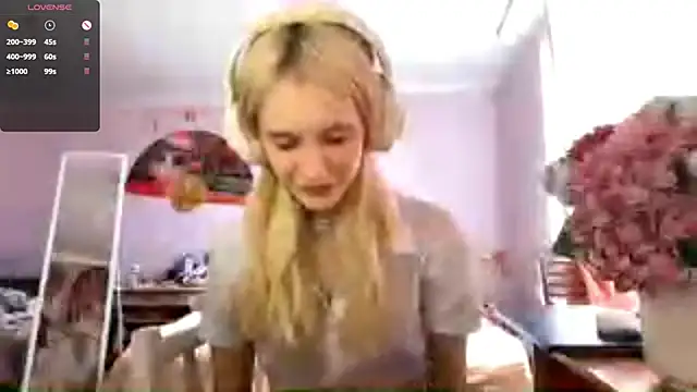 Snapshot of MelissaZaria chatting on 30, 4, 2026 MelissaZaria online show from 30, 4, 2026