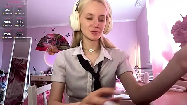 Snapshot of MelissaZaria chatting on 17, 5, 2026 MelissaZaria online show from 17, 5, 2026