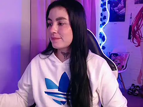 Snapshot of JanineRae chatting on 13, 2, 2026 JanineRae online show from 13, 2, 2026