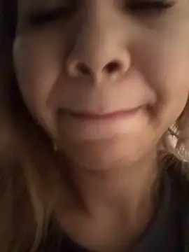 Snapshot of Alittleasaingirl chatting on 31, 3, 2026 Alittleasaingirl online show from 31, 3, 2026