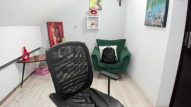 ElviraJoness online show from 20, 3, 2026