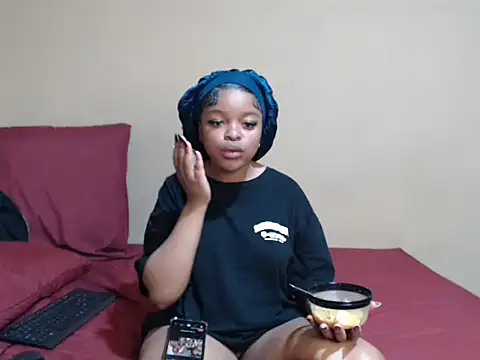 KinkyPxx online show from 4, 6, 2026