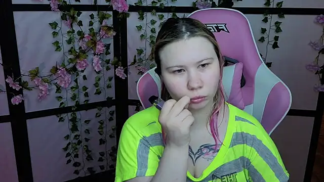 kitsune little online show from 11, 5, 2026