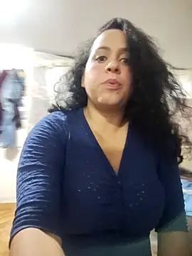 Dulceslolas online show from 12, 2, 2026