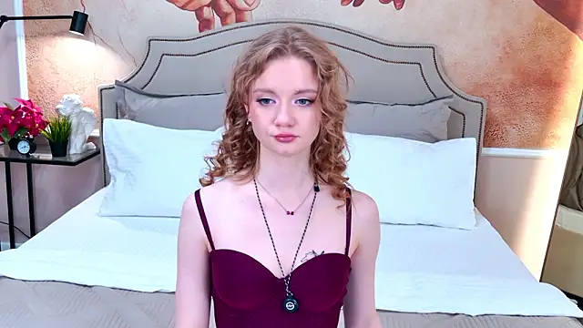 ElfieWhite online show from 18, 3, 2026