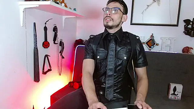 Thom sam  online show from 11, 3, 2026