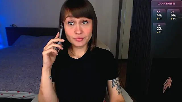 Mel Lovell  online show from 12, 5, 2026