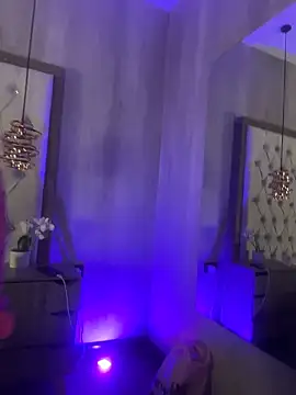 Anya Volker online show from 18, 3, 2026