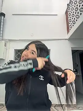 Anya Volker online show from 25, 3, 2026