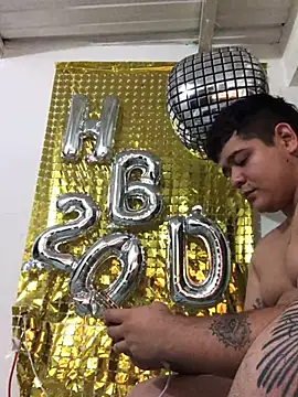 Snapshot of winy_hot chatting on 25, 6, 2026 winy hot online show from 25, 6, 2026