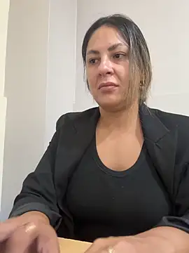 leona-david online show from 21, 4, 2026