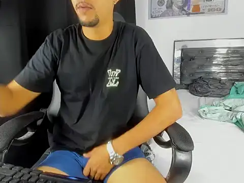 Snapshot of badboy_master chatting on 15, 2, 2026 badboy master online show from 15, 2, 2026