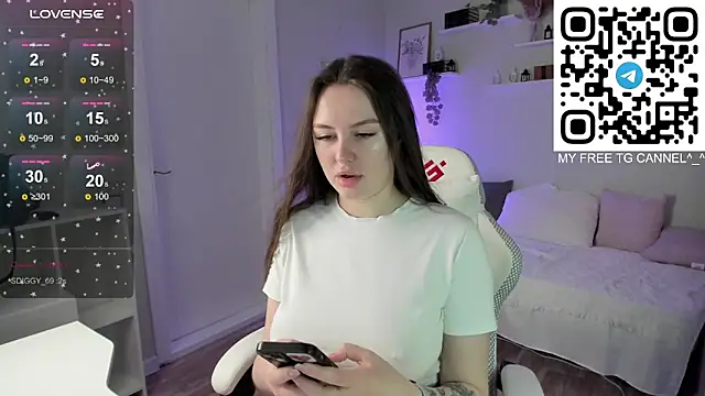 Laura CollinsS online show from 21, 3, 2026