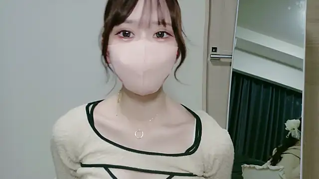 ukachan  online show from 30, 3, 2026