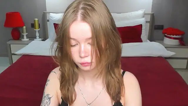 Snapshot of Violetta__Dreams chatting on 30, 4, 2026 Violetta Dreams online show from 30, 4, 2026