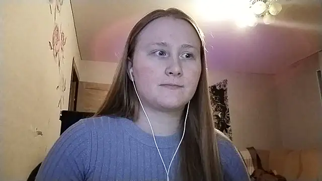 Snapshot of AnikaLipps chatting on 10, 4, 2026 AnikaLipps online show from 10, 4, 2026