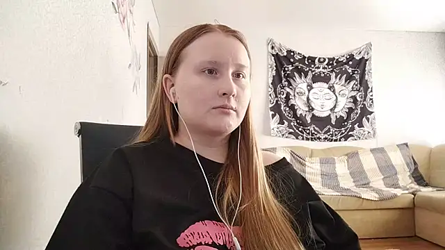 Snapshot of AnikaLipps chatting on 21, 4, 2026 AnikaLipps online show from 21, 4, 2026