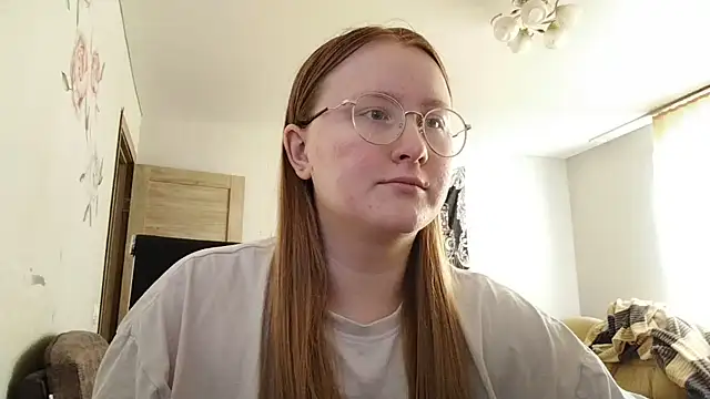 Snapshot of AnikaLipps chatting on 17, 6, 2026 AnikaLipps online show from 17, 6, 2026
