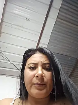 Gissele Rubi online show from 9, 6, 2026