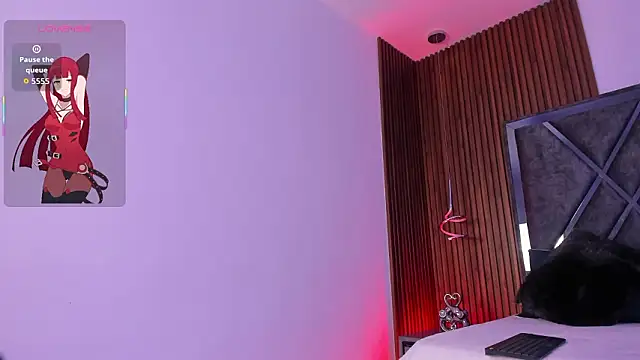 Snapshot of LunaVelour13 chatting on 10, 3, 2026 LunaVelour13 online show from 10, 3, 2026