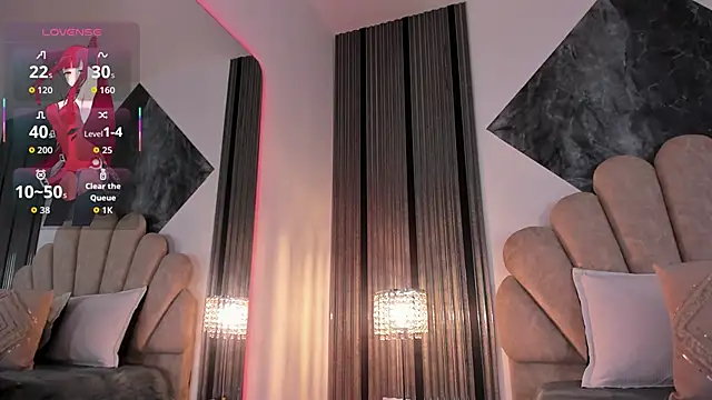 Snapshot of LunaVelour13 chatting on 29, 3, 2026 LunaVelour13 online show from 29, 3, 2026