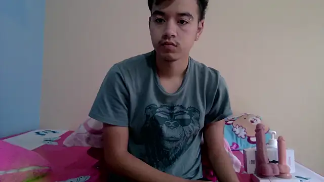 Snapshot of IronDante chatting on 6, 4, 2026 IronDante online show from 6, 4, 2026