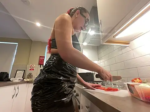 FoxyValentine online show from 16, 2, 2026