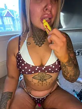 Summerwestt online show from 19, 4, 2026