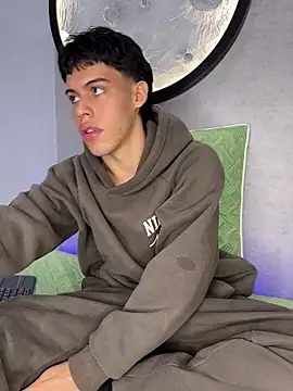 Lucian-greyy online show from 15, 2, 2026